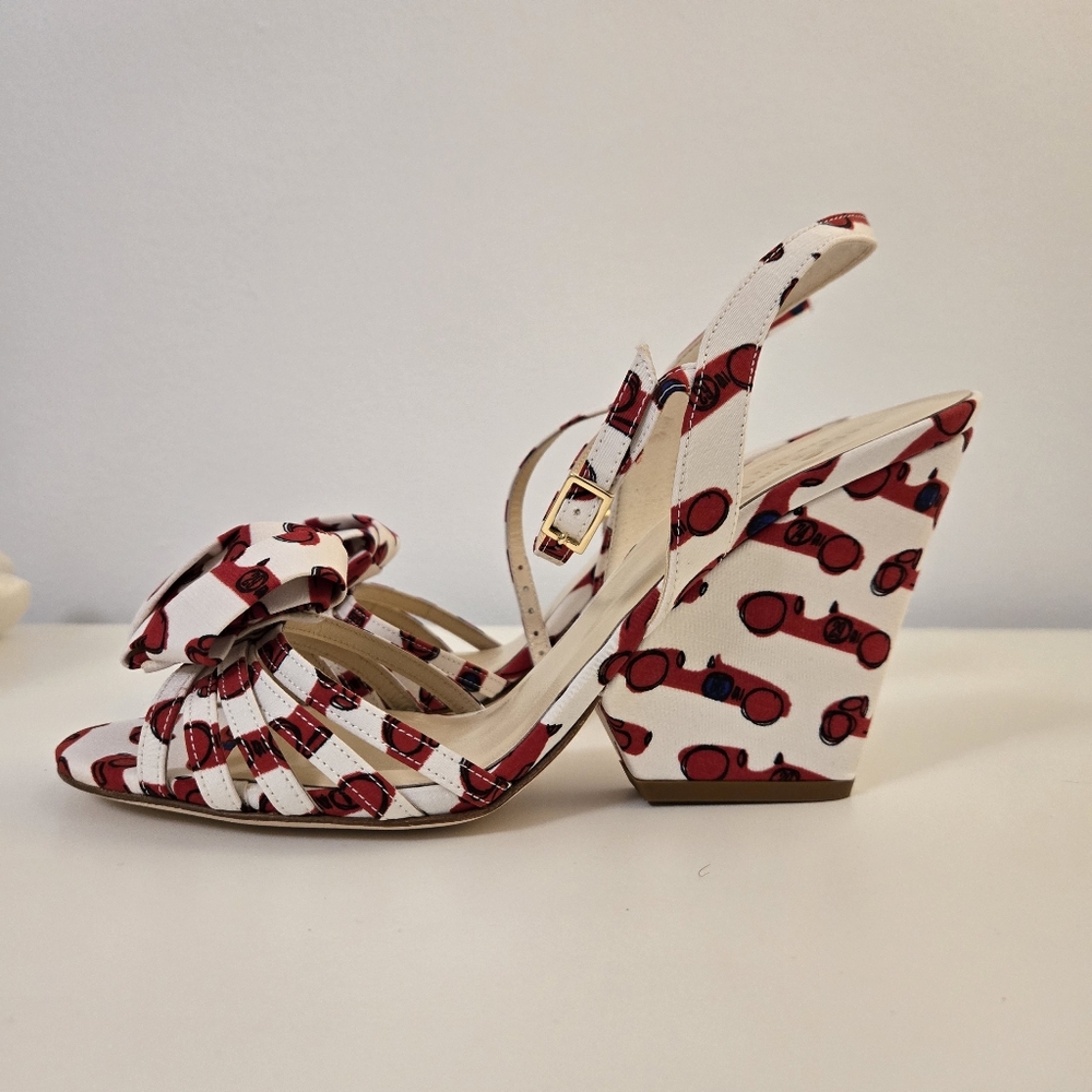 NWOT Kate Spade rare Ivana wedge sandals, size 9